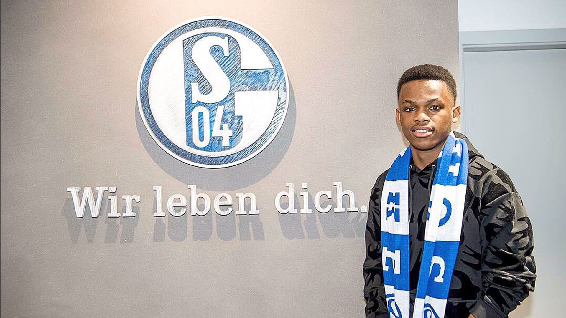 科莫要想在 科莫要想在