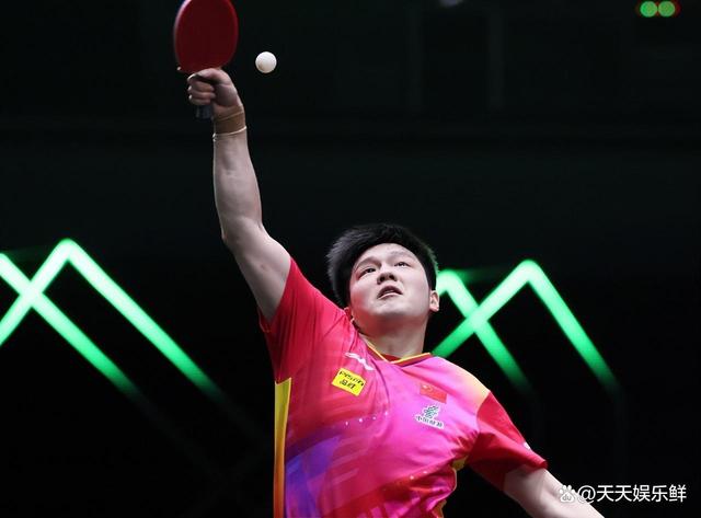 莱万替补登 莱万替补登